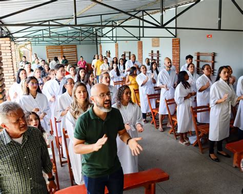 Primeiro Batismo Nas Guas Do Ano Ocorreu No Ltimo Domingo Verbo Da