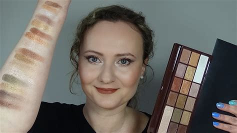 SERIA CZEKOLADOWA MAKEUP REVOLUTION Golden Bar Makijaż