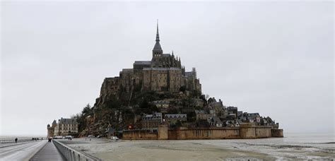 Mont Saint Michel L Artiste Myst Re Du Concert Du Mill Naire De L