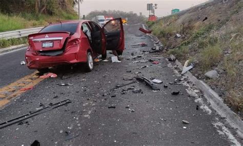 Dos Muertos Y 6 Heridos Deja Otro Choque En La Autopista Siglo 21