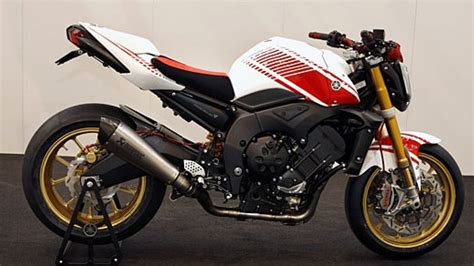 Anteprima Yamaha Fz1 Abarth Assetto Corse