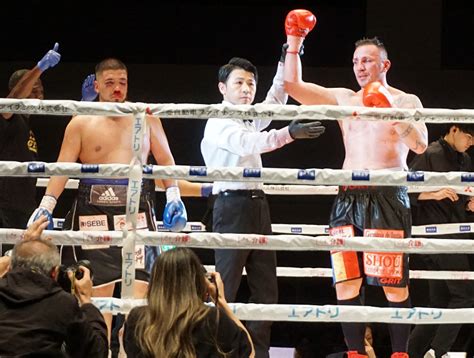 日本ヘビー級王者の但馬ミツロ 連勝止まる 初ブリッジャー級戦でダウン喫しプロ初黒星｜角海老宝石ボクシングジム