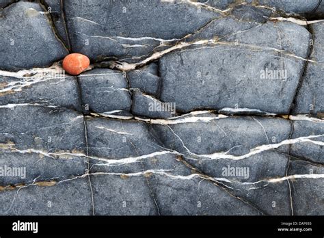 Pebbles Rocks Crack Geology Hi Res Stock Photography And Images Alamy