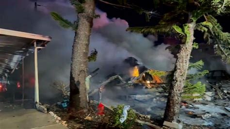 3 Killed In Fiery Small Plane Crash At Mobile Home Park In Clearwater Florida Officials Say