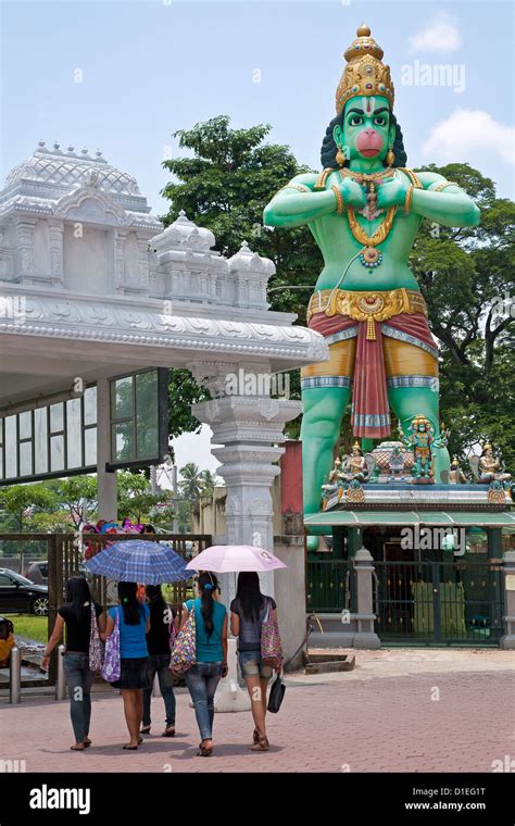 Hanuman Statue Batu Caves Kuala Lumpur Malaysia Stock Photo Alamy