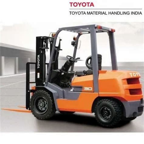 Toyota 62 8fd25 2 5 Ton Diesel Ic Engine Forklift At Best Price In Gurgaon