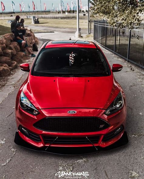 Slammed 2022 Ford Focus Sedan