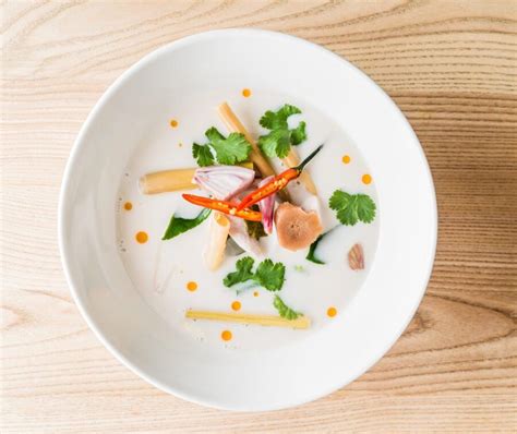 Recette Tha Tom Kha Gai Soupe Au Lait De Coco Et Citronnelle Jevto