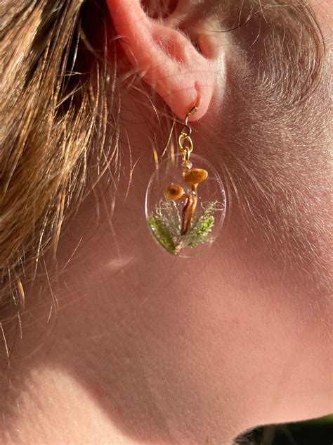 Boucles d oreilles champignon terrarium en or 14 carats véritables