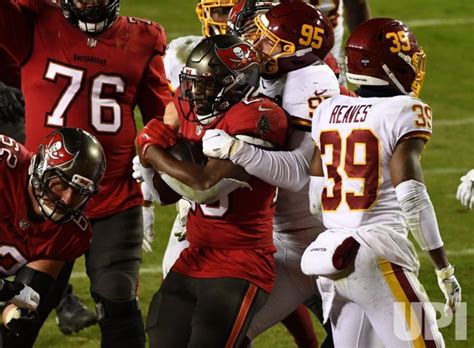 Photo The Tampa Bay Buccaneers Defeat The Washington Football Team In