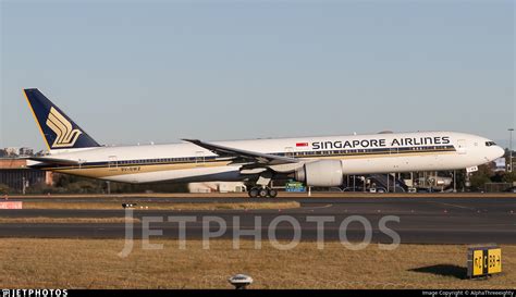 V Swz Boeing Er Singapore Airlines Alphathreeeighty