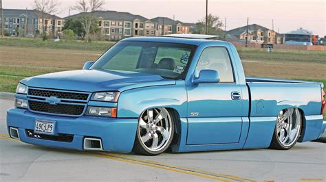 Low Truck Wallpapers Top Free Low Truck Backgrounds Wallpaperaccess