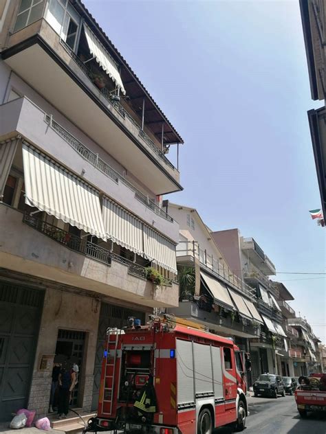 Adrano Incendio In Una Palazzina Di Via Aldo Moro Corto Circuito Fa