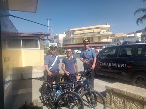 Santa Croce Camerina Furto In Negozio Di Bici I Carabinieri