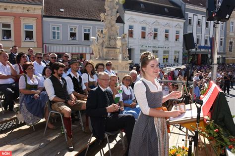 Winzerfest Poysdorf Der Festumzug War Der H Hepunkt N N At