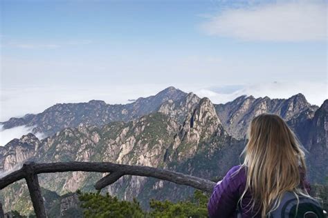 The Ultimate Guide to Hiking Huangshan - Hannah's Happy Adventures