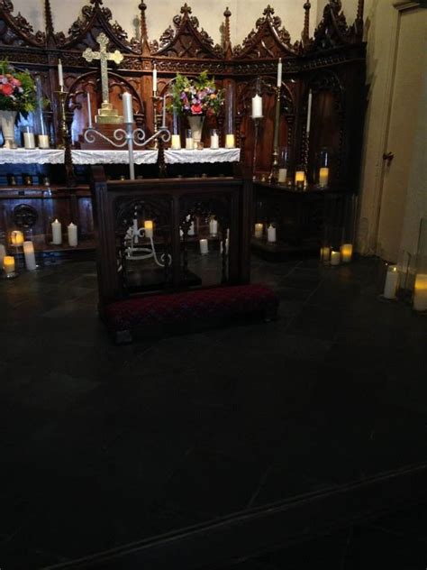 Romantic Candlelight Ceremony At Church Of The Wayfarer