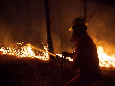 Noticias Hausler ARGENTINA CÓRDOBA INCENDIO DE CALAMUCHITA NO SE