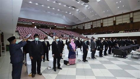 Universitas Syiah Kuala Lantik Lulusan Profesi Insinyur Baru