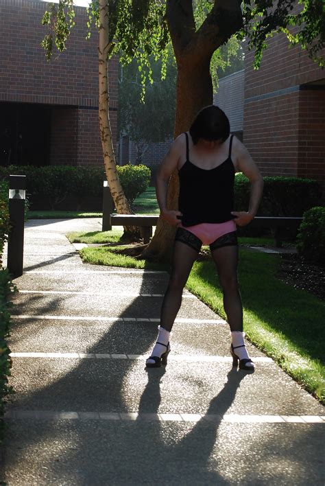 Flashing Outside Porn Pictures Xxx Photos Sex Images Pictoa