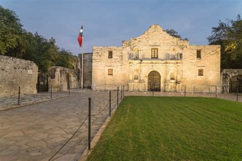 The Legendary Alamo Mission Fort and Museum in San Antonio Stock Photo - Image of history ...