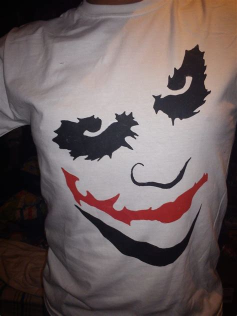 Joker T Shirt · A T Shirt · Decorating on Cut Out + Keep · Creation by eccemullier