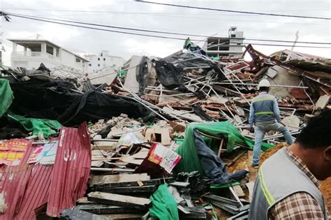 Cambodia Building Collapse Kills 10 Injures Over 20