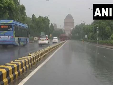 Heavy Rains Lash Delhi Ncr Brings Respite To People From Sultry Heat