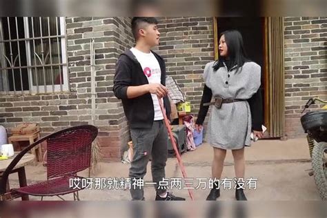 小伙嫌彩礼高相亲多次失败，媒婆说介绍2万彩礼的，但是不够机灵 彩礼 媒婆 小伙