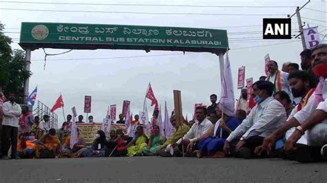 Bharat Bandh 2021 Farmers Block Highways Roads At Many Places To Protest Against Three Farm Laws