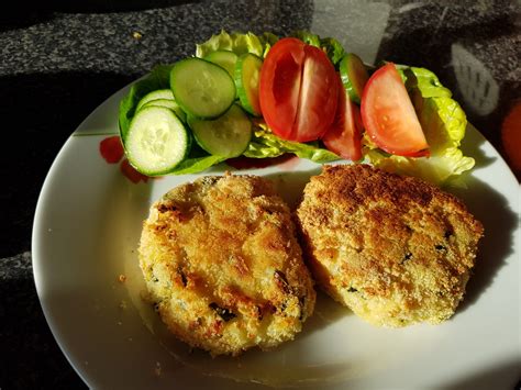 Smoked Haddock And Spinach Fish Cakes Be Strong