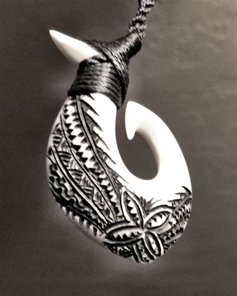 Cattle Bone Hook Carving By Master Carver Beau Rasmussen Sāmoa Bone