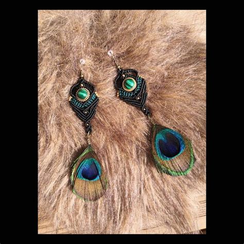 Oucles D Oreilles Plumes De Paon Et Malachite VENDU Melaikamacrame