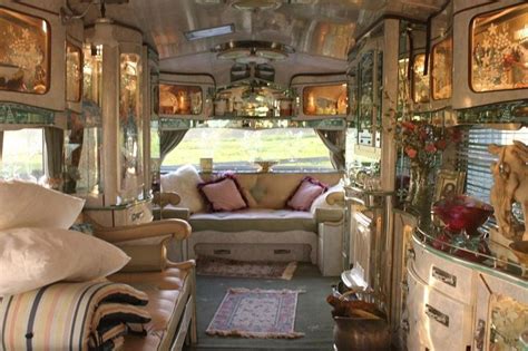 A high-end caravan built for traveling gypsies from the 1950′s through ...