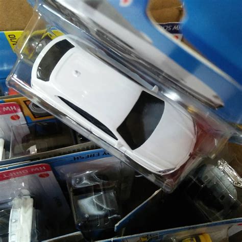 T Hunted Carros inéditos e mais novas cores para os Hot Wheels de