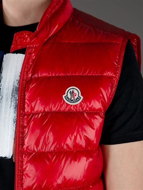 Moncler Synthetic Gui Puffer Vest In Dark Red Red For Men Lyst