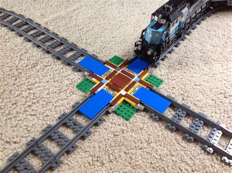 DeafpilotboyTV: Build LEGO train X-cross track