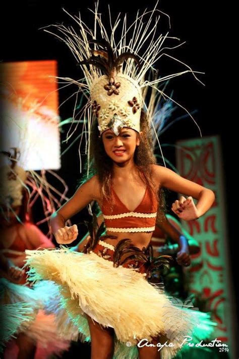 Heiva I Tahiti Tahitian Costumes Polynesian Dance Tahitian Dance