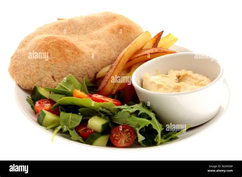 Wholemeal Pitta Humus Salad Hi Res Stock Photography And Images Alamy