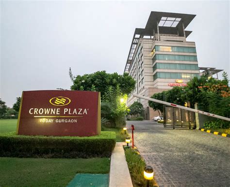 Crowne Plaza Hotel Gurgaon Updated 2020 Prices Reviews And Photos