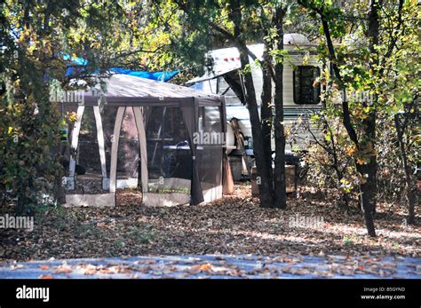 A campsite at Arcadia lake in Oklahoma, USA Stock Photo - Alamy