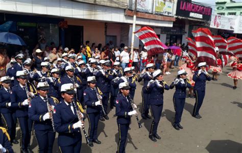 Chitr Celebra A Lo Grande A Os Con Un Gran Desfile C Vico Panam