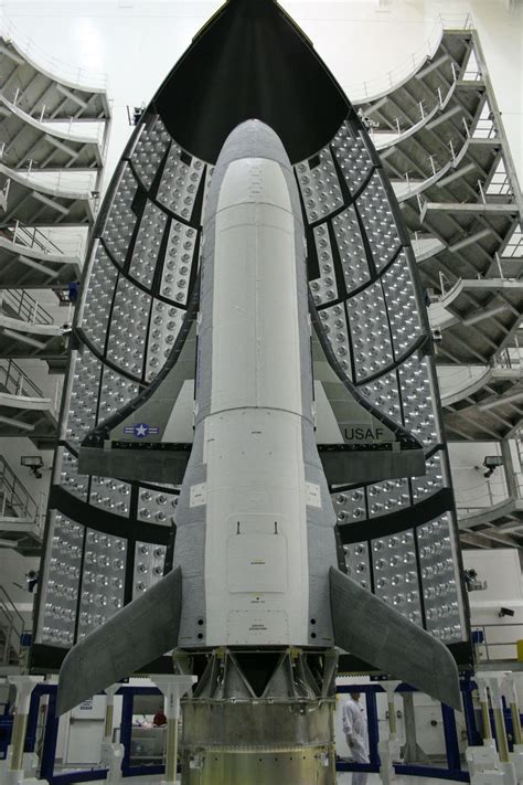 Mystery Mission: Air Force's X-37B Space Plane Nears 1 Year in Orbit | Space