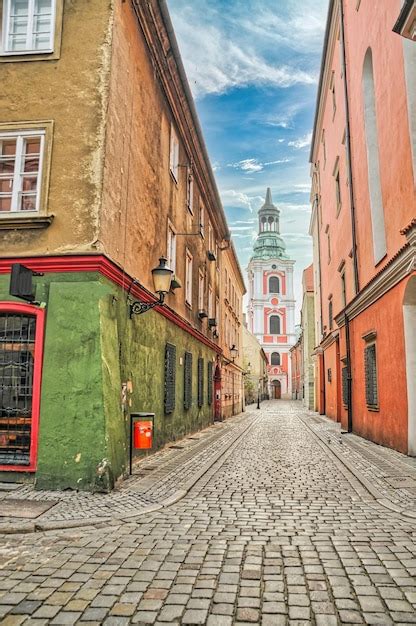 Plaza Del Mercado Viejo En Poznan Polonia Foto Premium