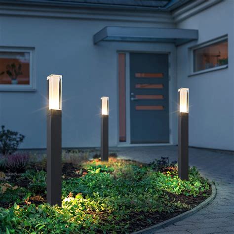 China Led Garden Light Modern Pillar Light Outdoor Landscape Lawn