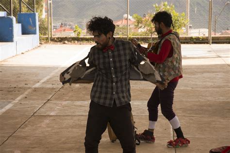 clown dancing Fundación Bolivia Digna