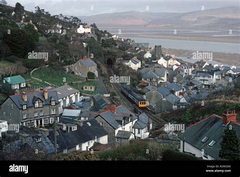 British Rail Diesel Multiple Unit Dmu Train Aberdovey Town And