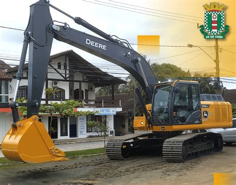 Prefeitura De Rio Dos Cedros Adquiri Nova Escavadeira Hidr Ulica