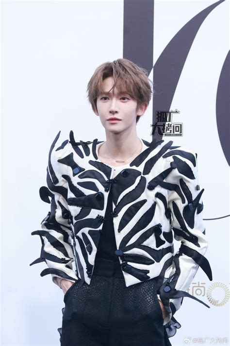 Ch U Ng V B M Nh N Chi M Spotlight Hot Girl Douyin L I M T I M V I Cam Th Ng T I S Ki N