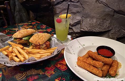 Review Is Rainforest Cafe In Disney Worlds Animal Kingdom A Roar Or A